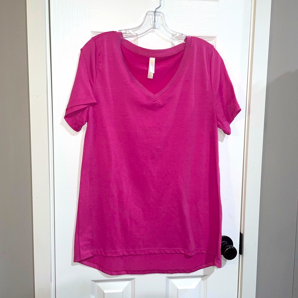 LuLaRoe Christy Tee, medium